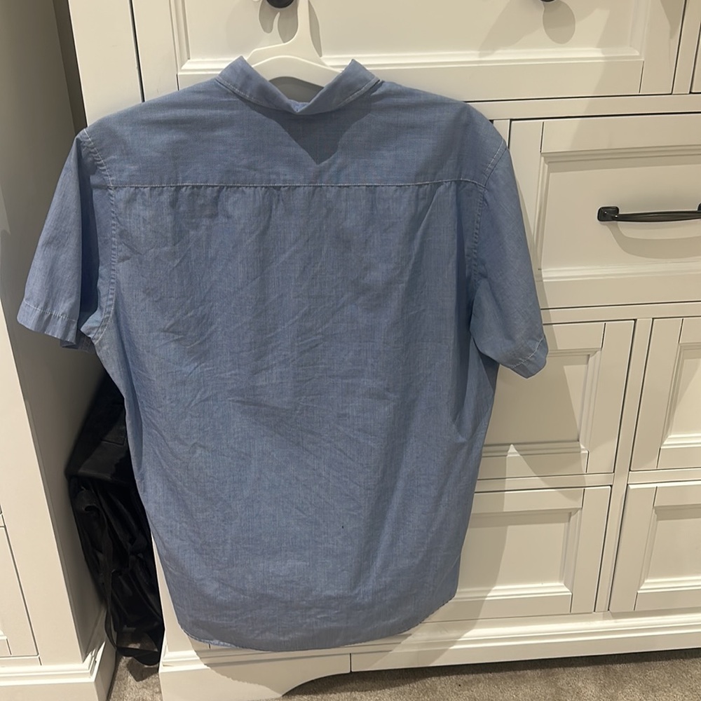 QuickSilver Button-Up - Picture 4 of 4